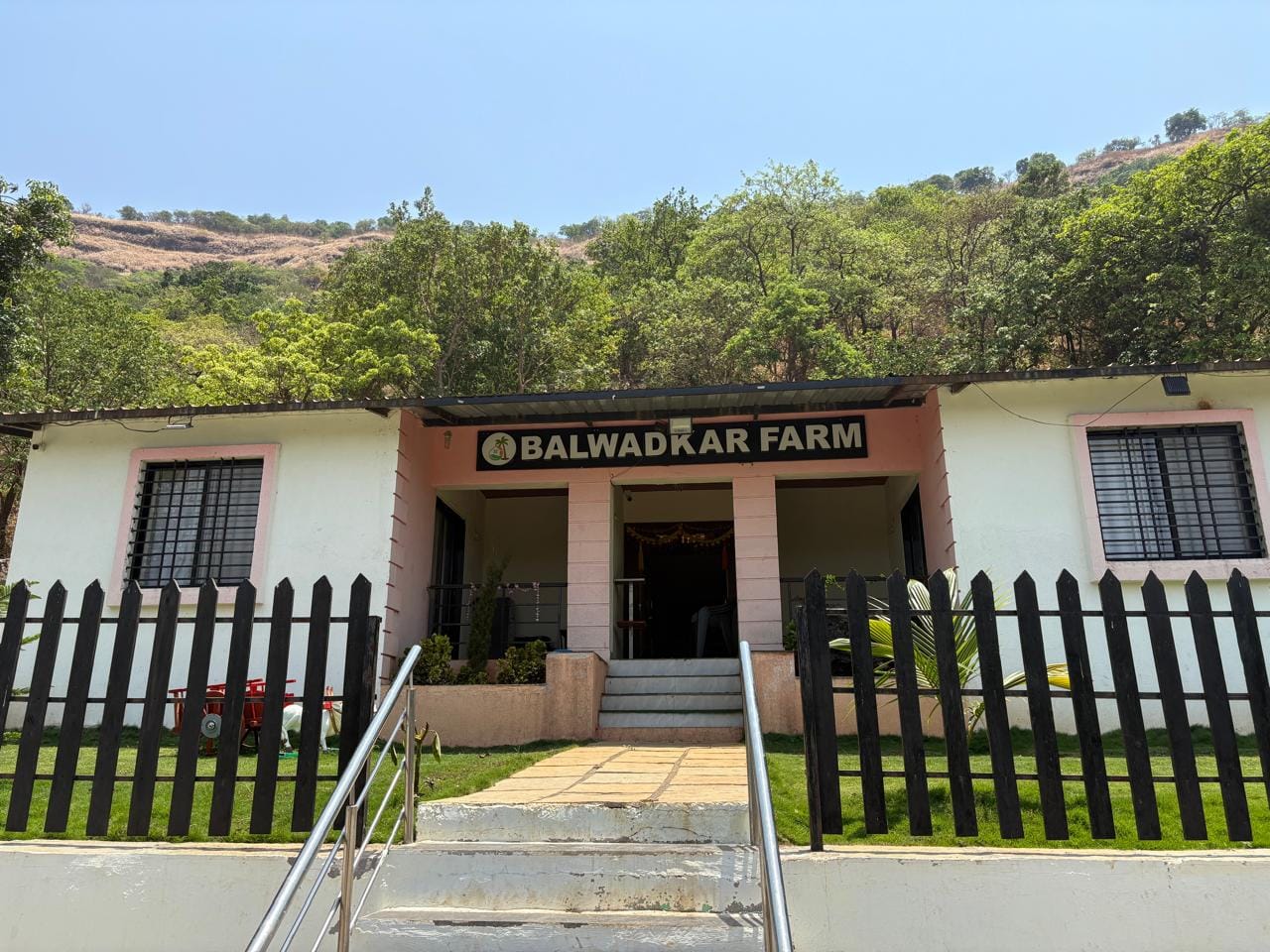 Balwadkar Farm 4BHK Bungalow